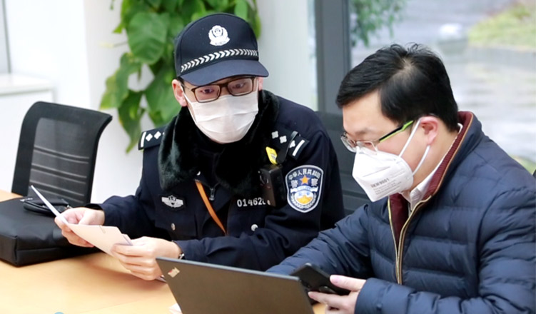 滬警方主動對接我司，保障誠格一次性防護(hù)服安全生產(chǎn)